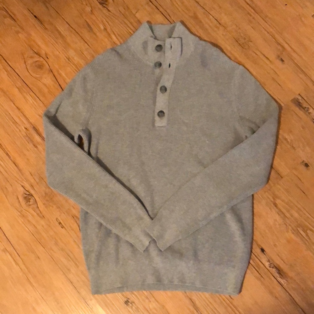 Men’s quarter button sweater